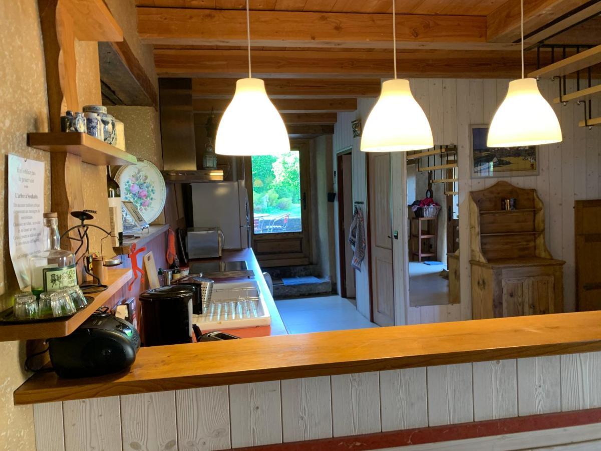 Gite Du Manoir Du Cosquer Pommerit-Jaudy Bagian luar foto
